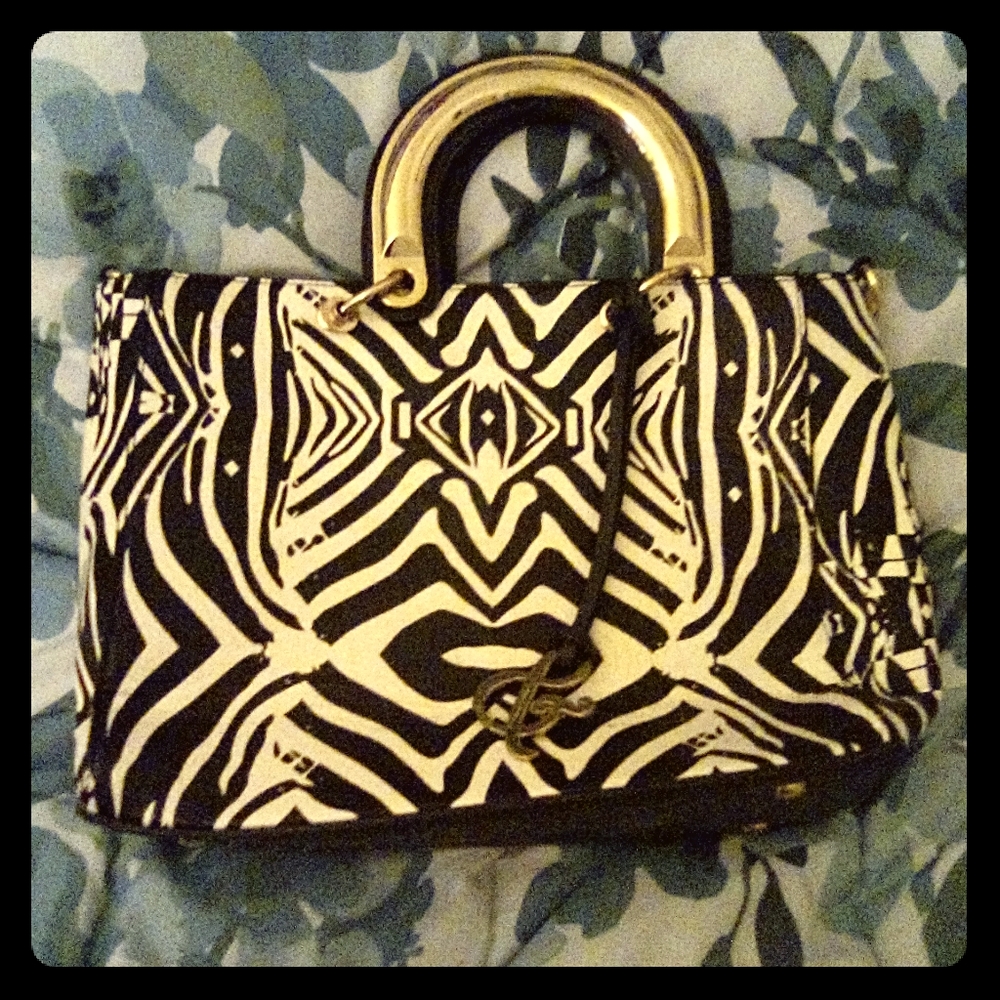 Amy&Joey brand purse
